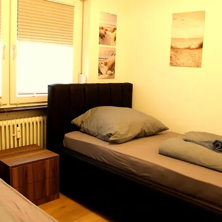 Geraeumige Fuer Wanderer & Monteure * Wehr